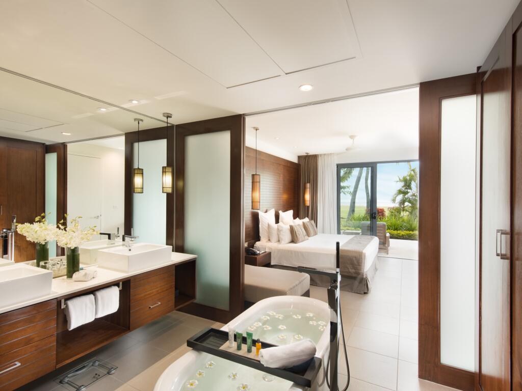 One Bedroom Beachfront