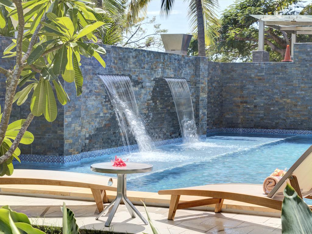 Denarau Delight: Save $539