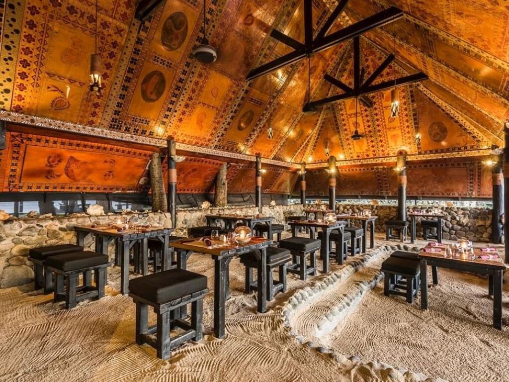 Wicked Walu Interior
