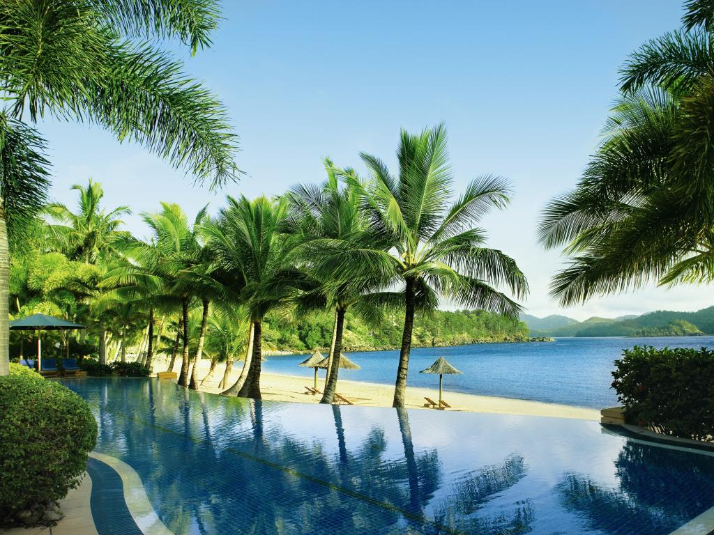 Barrier Reef Trip + Island Luxury