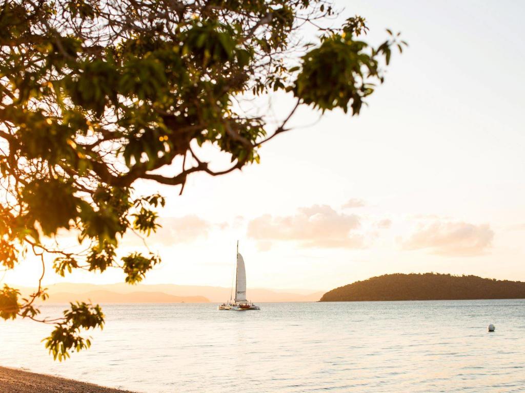 Whitsundays Romance on Hamilton Island