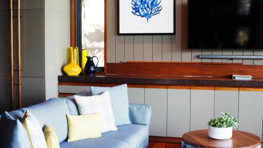 Yacht Club Villa