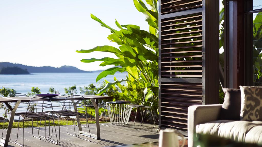Yacht Club Villa