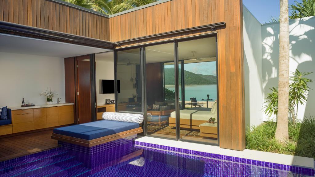 Beachfront Pool Villa