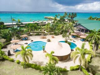 Amoa Resort