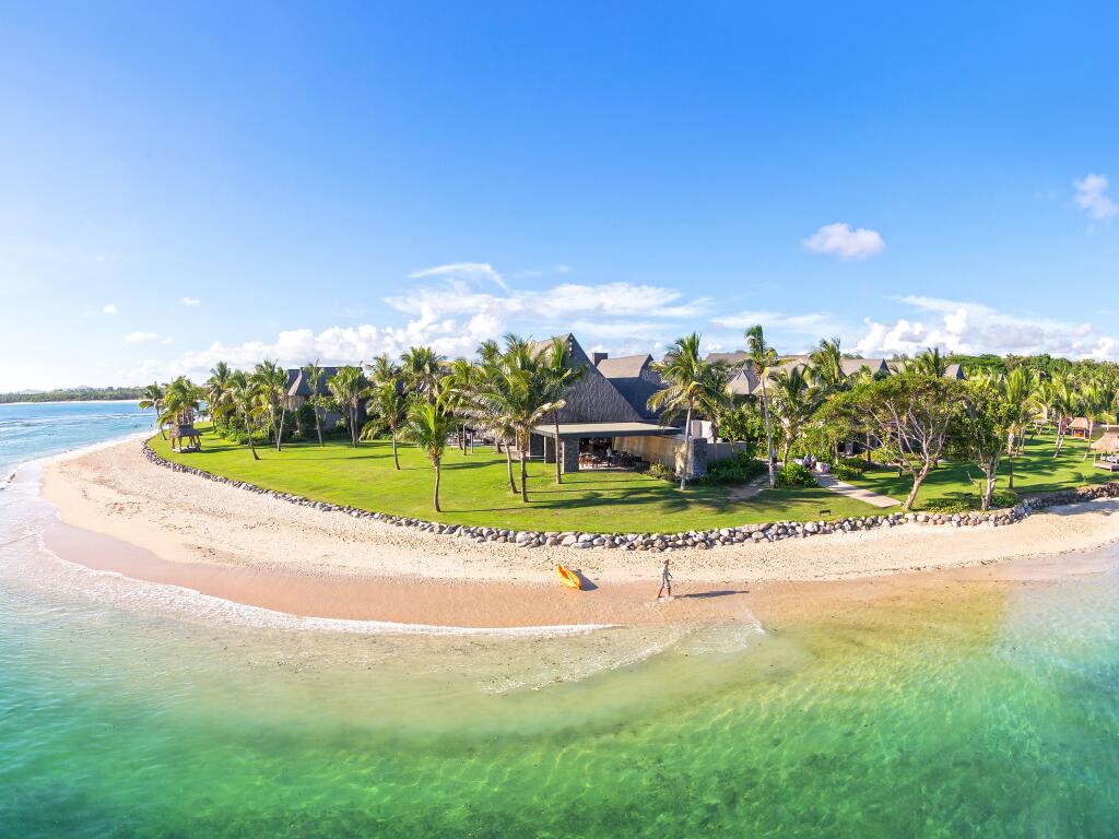 Luxe Fiji Beachfront: Credit + Massage