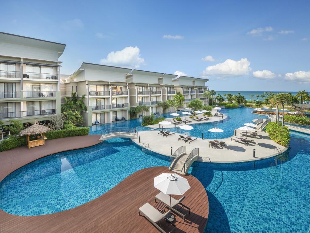 Le Meridien Khao Lak Resort & Spa