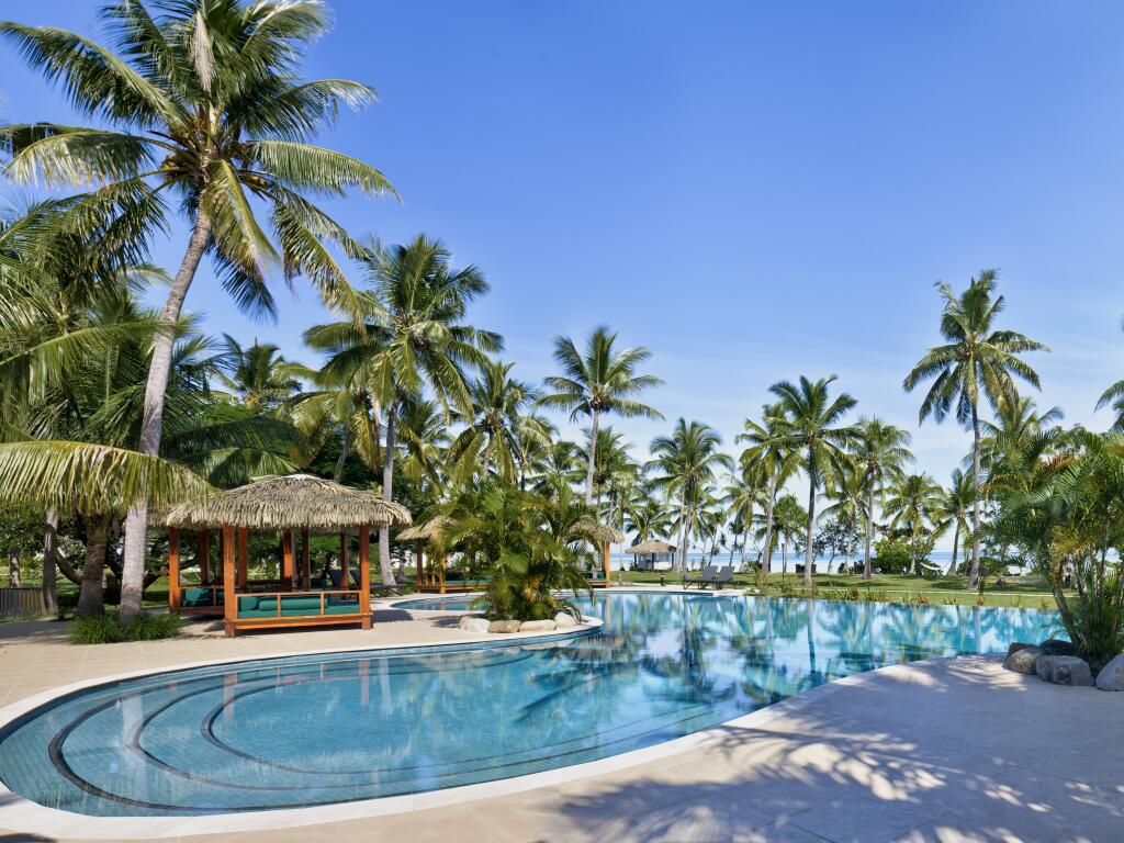 Romantic Island Escape: Save $600