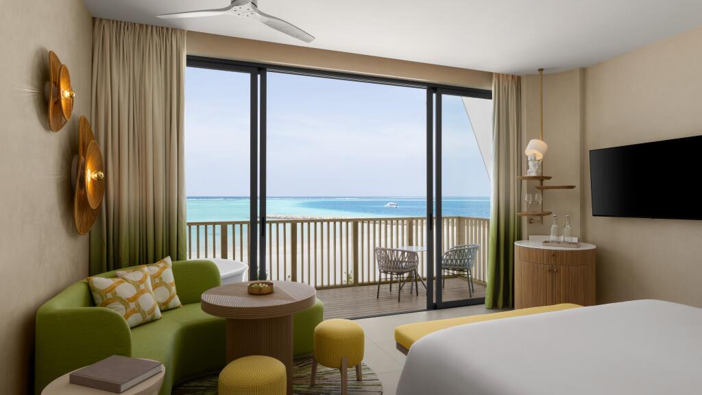 Mirage Panoramic Room