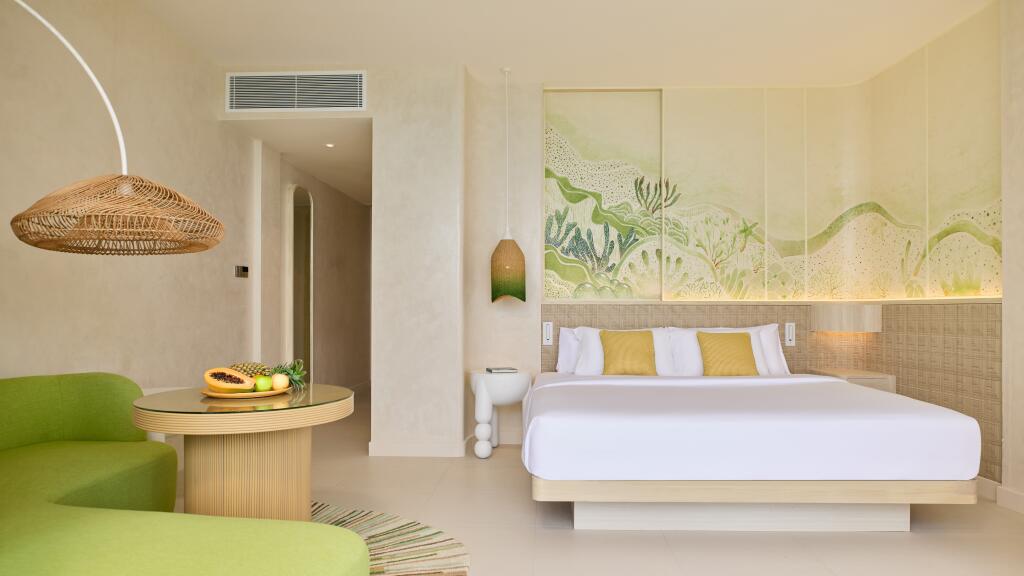 Panoramic Room with Open-air Bath