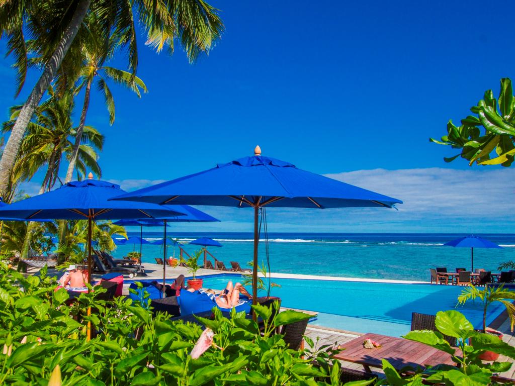 Relaxing Cook Islands Getaway + Exclusive Bonus 