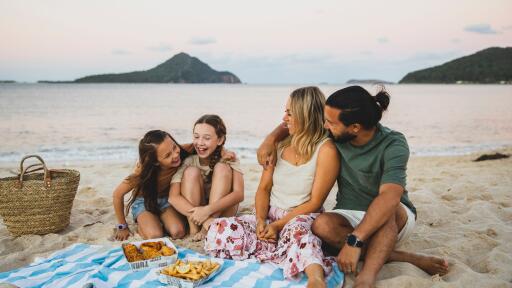 Shoal Bay, Port Stephens - Destination NSW