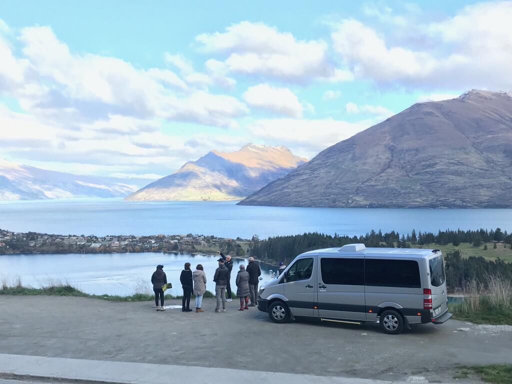 NZ Super Ski & Queenstown Wine Taster Tour
