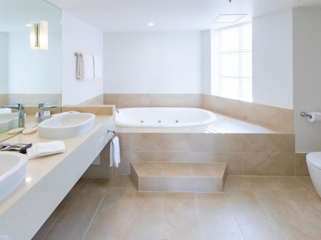 Villa Bathroom
