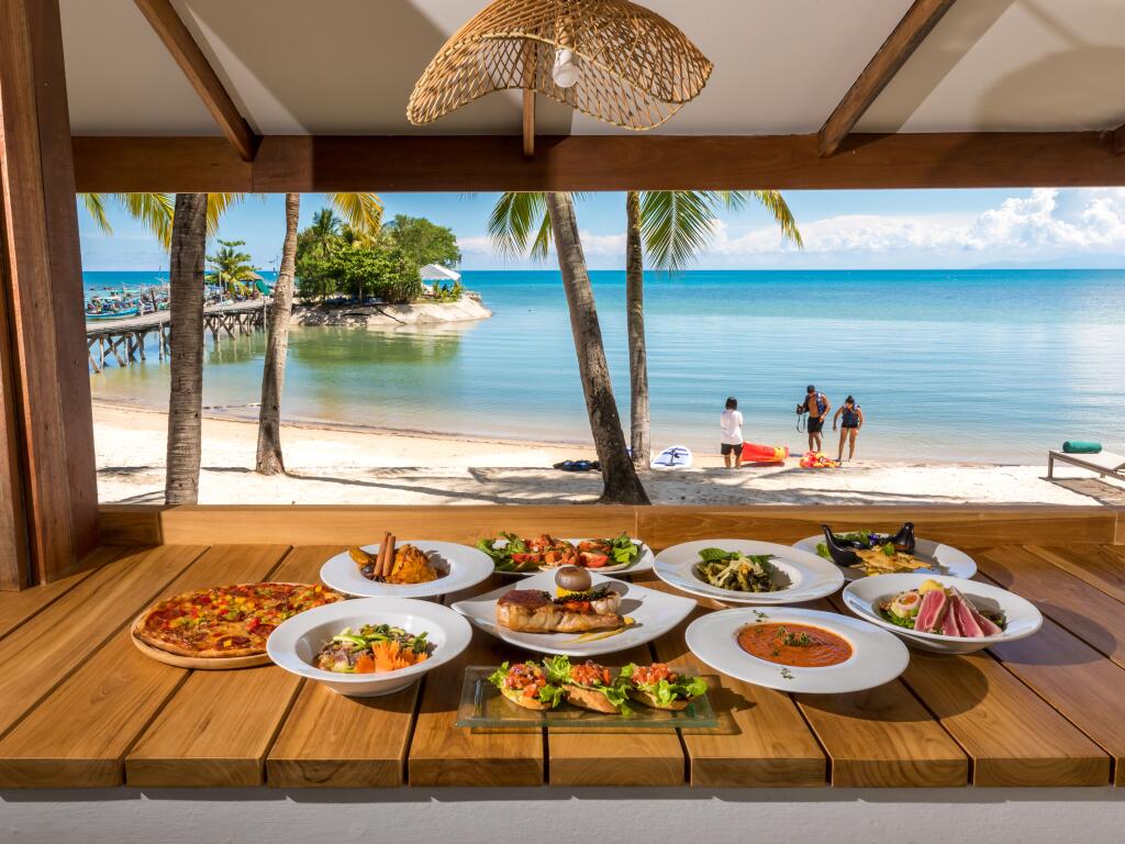 Outrigger Koh Samui Beach Resort