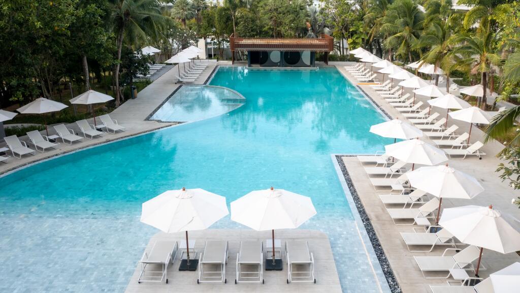 Tropicale Pool
