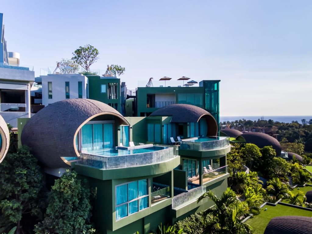 Book Early & Save 40%