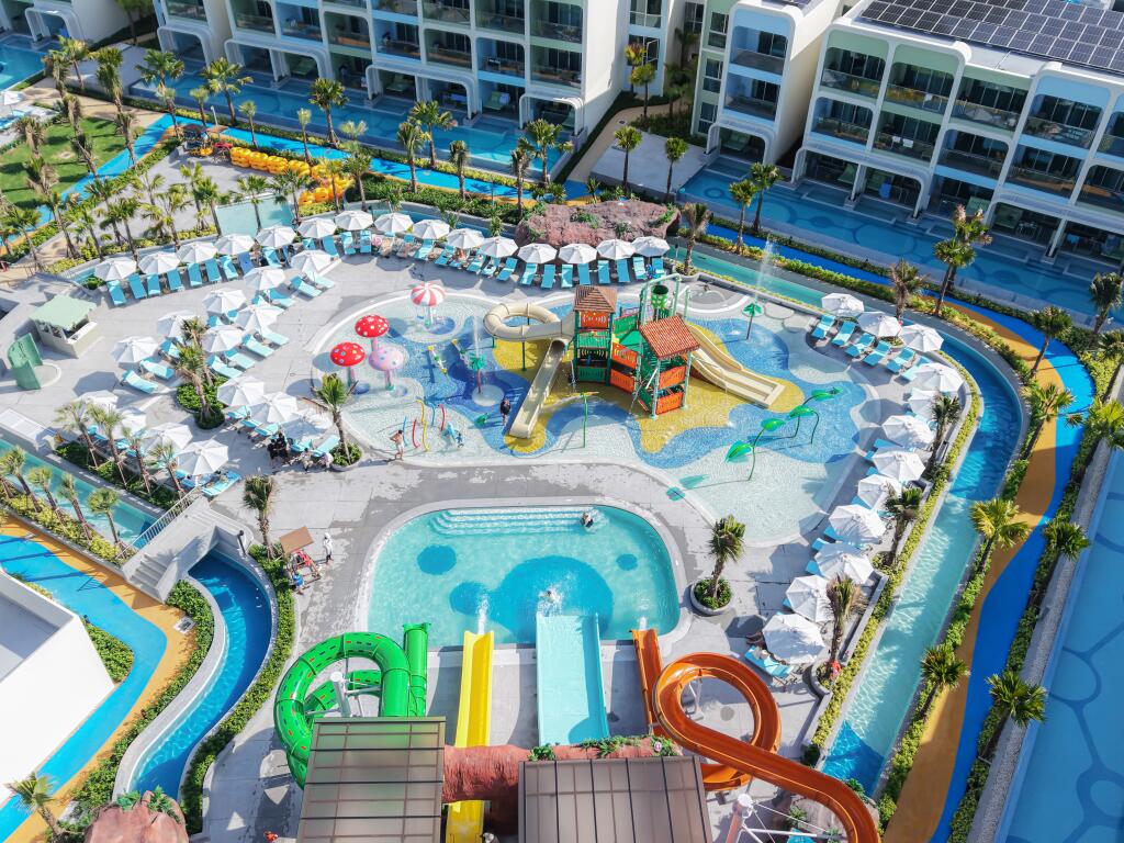 Explore Phuket & Save: 4 Free Nights