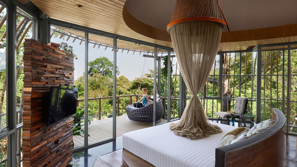 1 Bedroom Tree Pool House