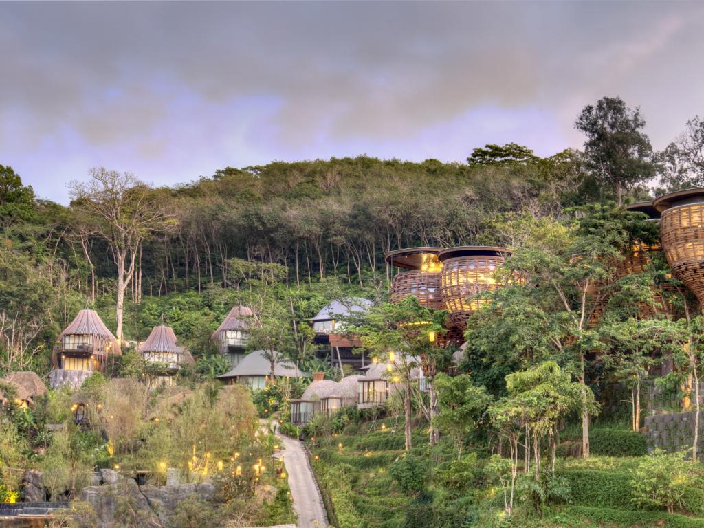 Exterior Panorama