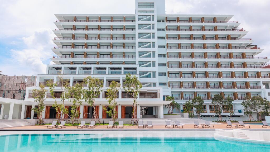 Patong Beach Hotel by See2Sea