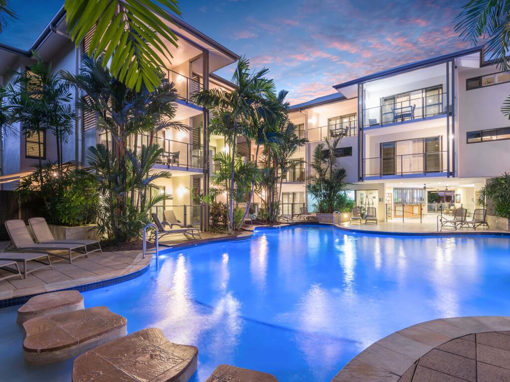 Shantara Resort Pool