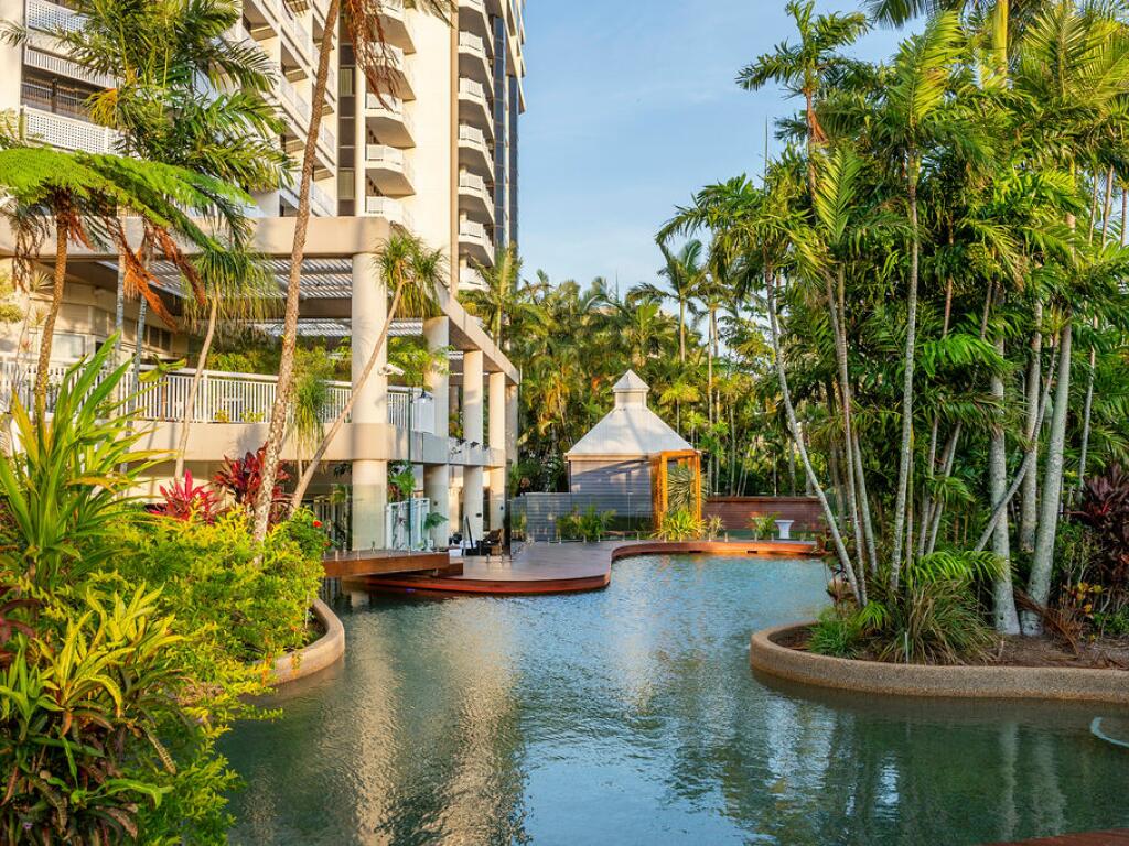 Rydges Esplanade Resort Cairns