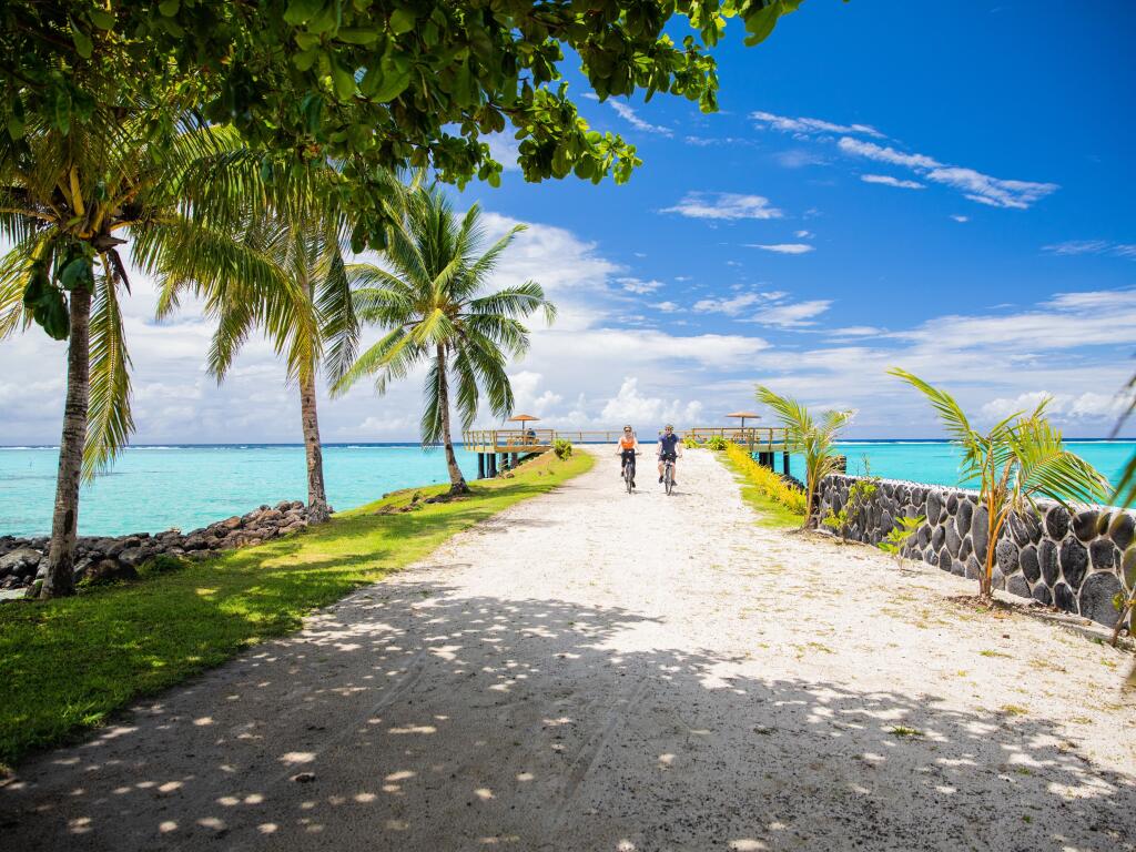 2 Island Combo: Kids Stay Free + Massage