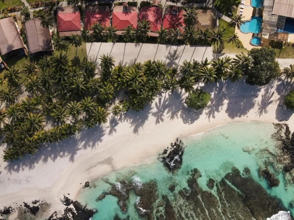 Ultimate tropical paradise