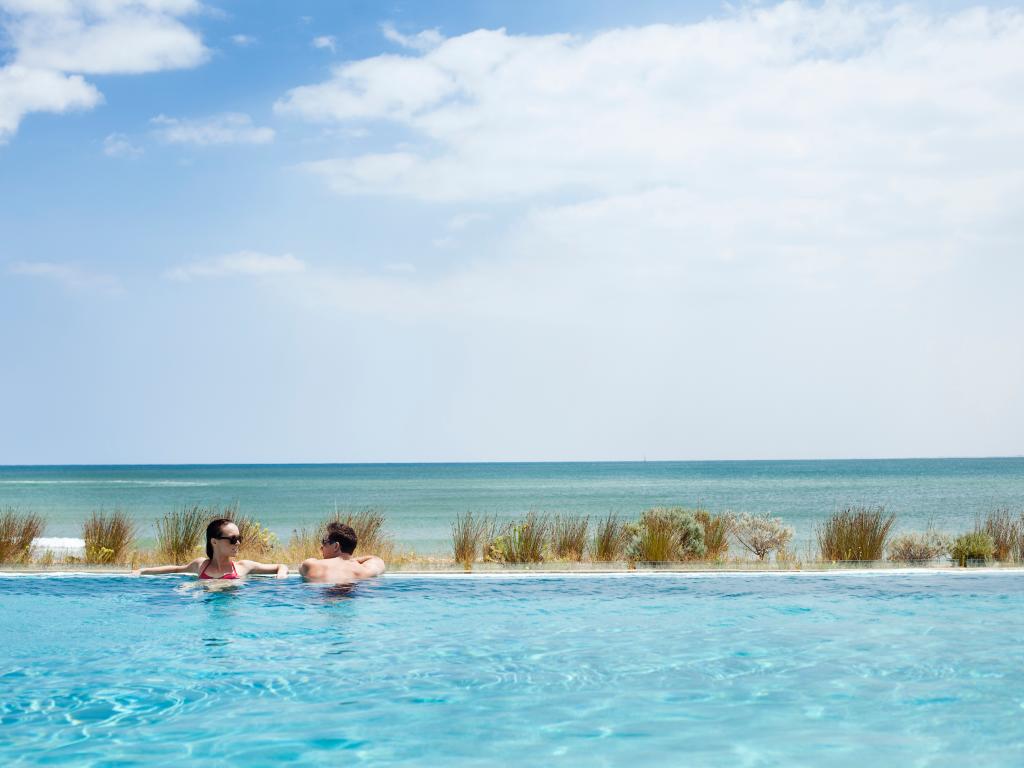 Beachfront WA: Stay 3, Pay 2