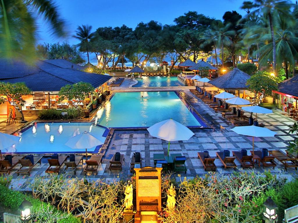 Beachfront Bali Super Early Bird: 49% Off