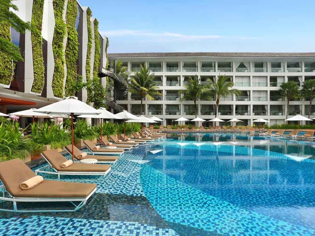 Luxe Beach Bonus Escape