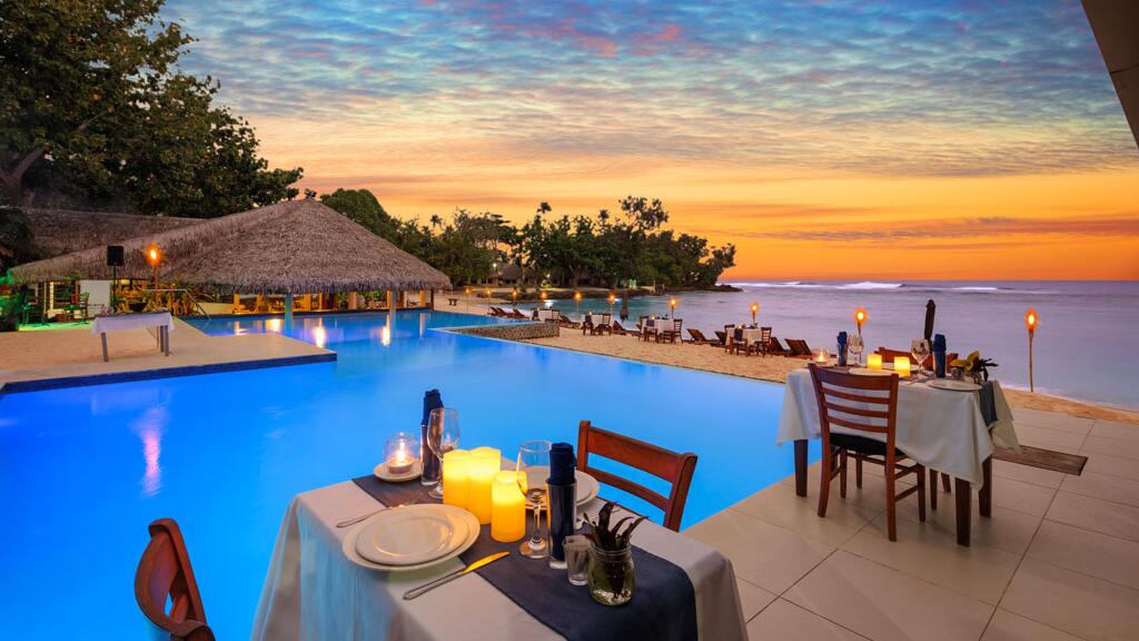Pool & Restaurant