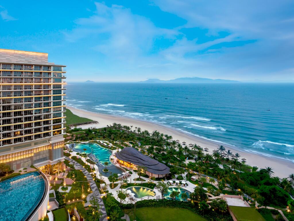 Hoi An Beachfront+ Bonus Night