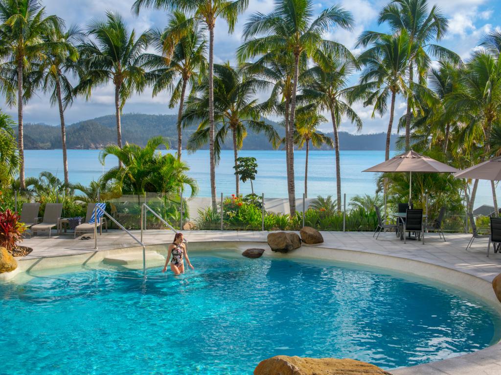 hamilton island travel packages