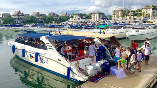 Phi Phi Earlybird Tour by Speedboat