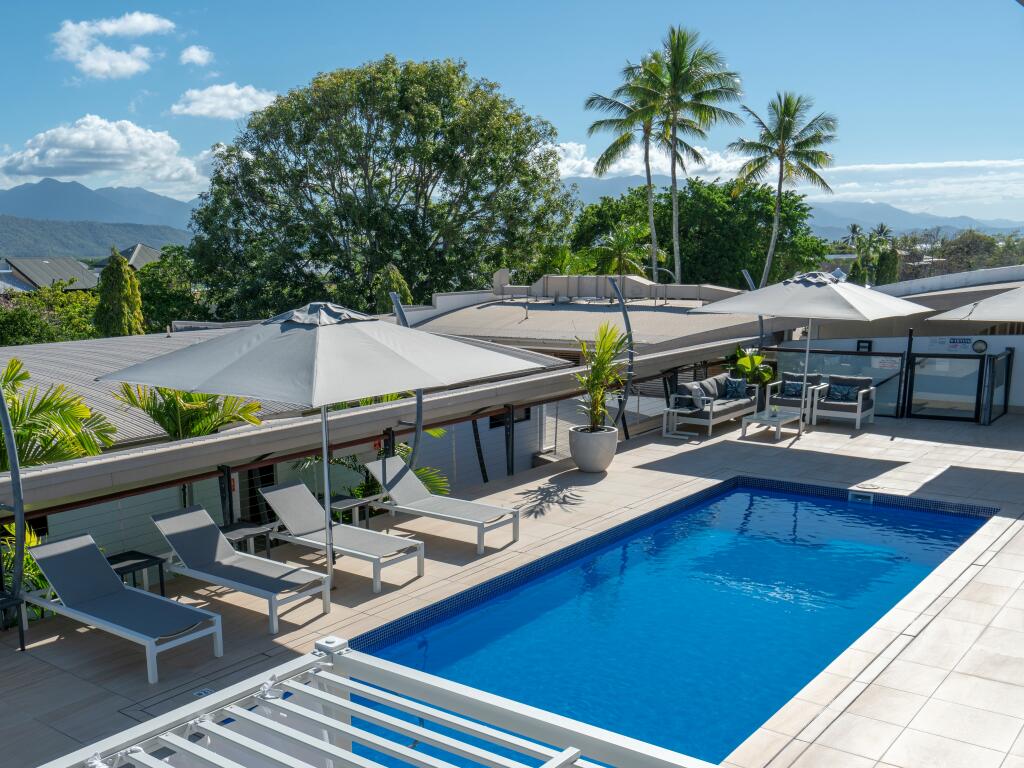Saltwater Luxury Apartments Port Douglas Bookings