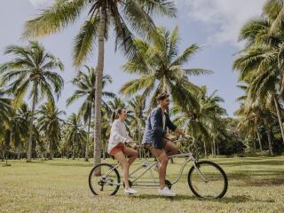 Tourism and Events Queensland - Bikes Thala Beach