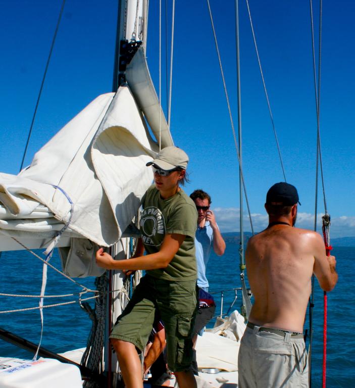 Learn To Sail in the Whitsundays Explore Whitsundays
