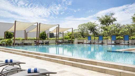 Orchard Rendezvous Hotel_Swimming Pool