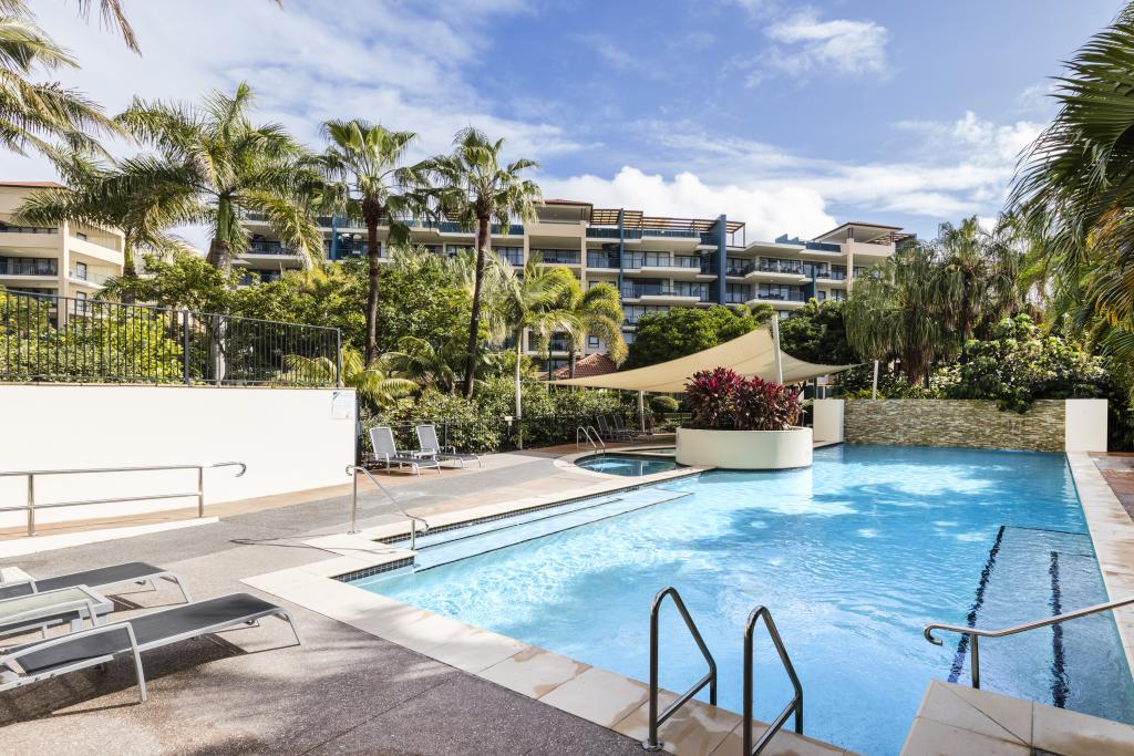 Oaks Seaforth Resort Accommodation