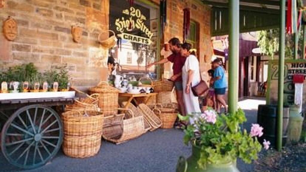 Sunshine Hinterland & Montville