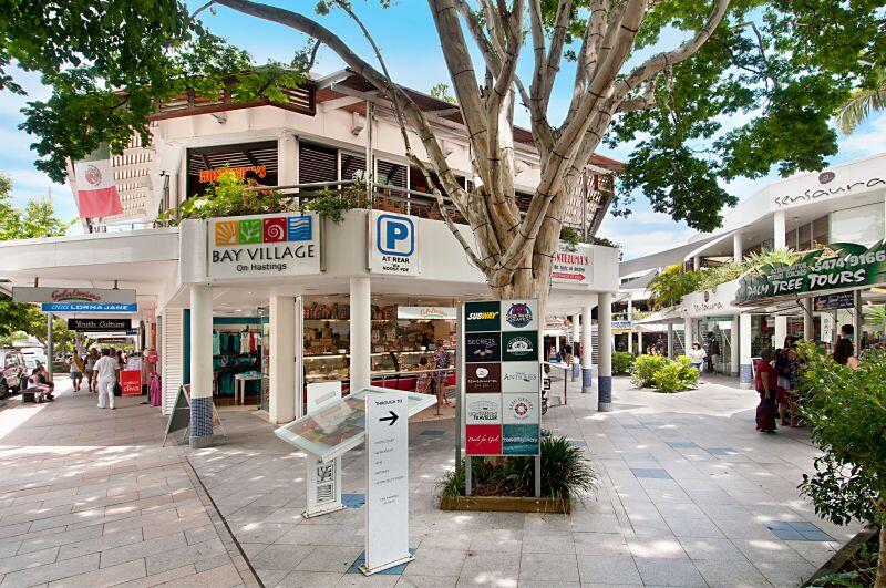 Hastings Street Noosa