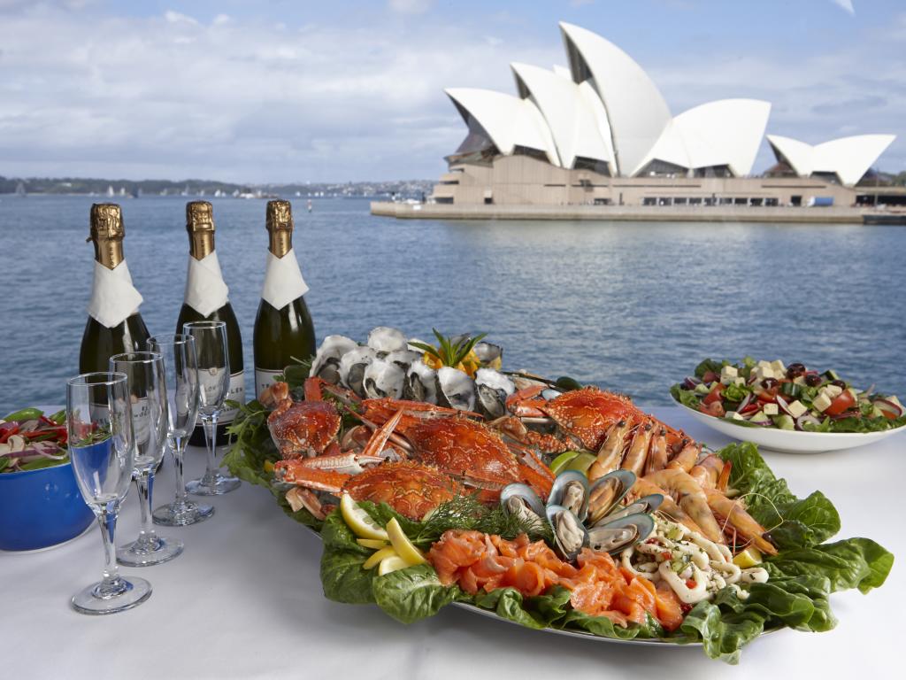 sydney harbour cruise seafood buffet lunch