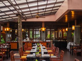 Tropical Garden Restaurant