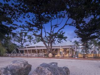 The Tent Beachfront Restaurant & Bar