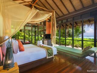 Beachfront Suite 02