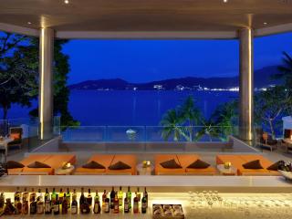 Lobby Bar