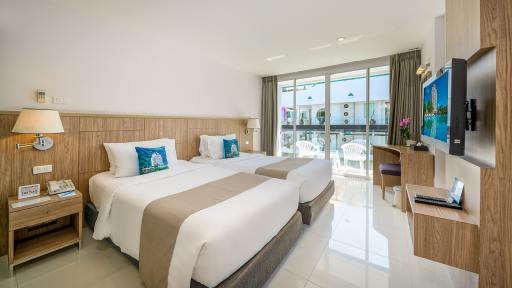 Superior City View Room