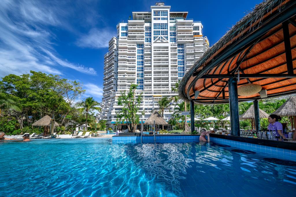 Andaman Beach Suites Hotel Patong Andaman Beach Suites Hotel Patong